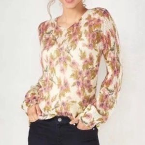 5/$20💛LC LAUREN CONRAD Open Knit Floral Sweater